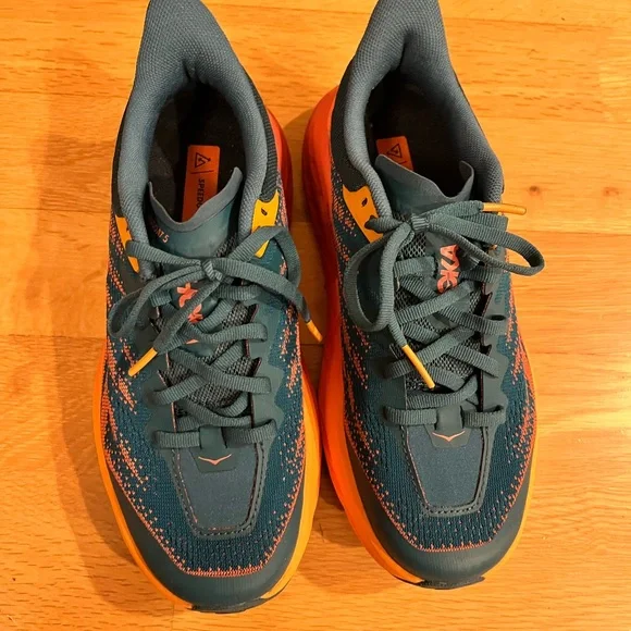 Hoka Speedgoat 5 Sneaker Size 5 - Picture 2 of 5